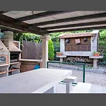 Вилла Charming In Cividade, 150 M² With Private Pool Cividade