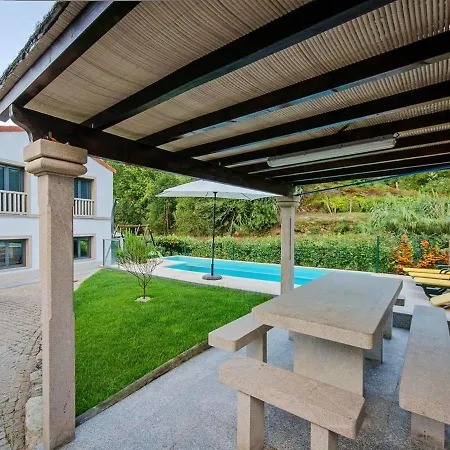 Charming In Cividade, 150 M² With Private Pool Villa *