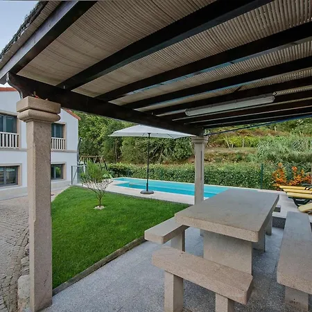 Villa Charming In Cividade, 150 M² With Private Pool Cividade