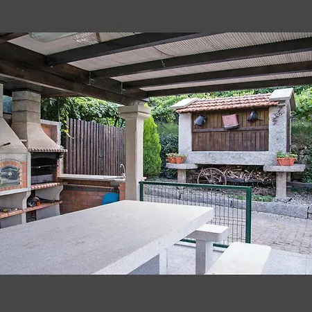 Charming In Cividade, 150 M² With Private Pool Villa Cividade